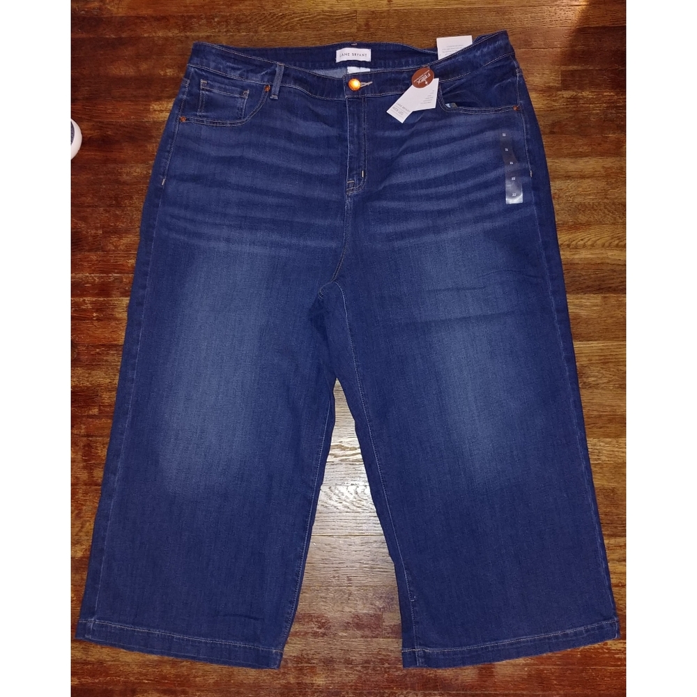 🔥 NWT Lane Bryant stretchy mid-rise wide leg Crop denim jean Capri
